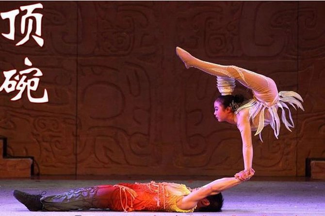 Beijing Evening Acrobatic Show in Red Theater + Private Transfer - Choosing your seats: middle, middle back, or VIP