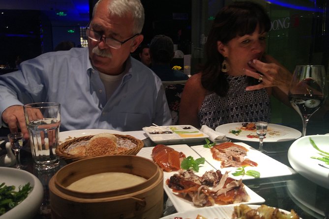 Beijing Evening Tour: Chaoyang Acrobatic Show with Peking Duck Dinner - Key Highlights You’ll Feel Right Away