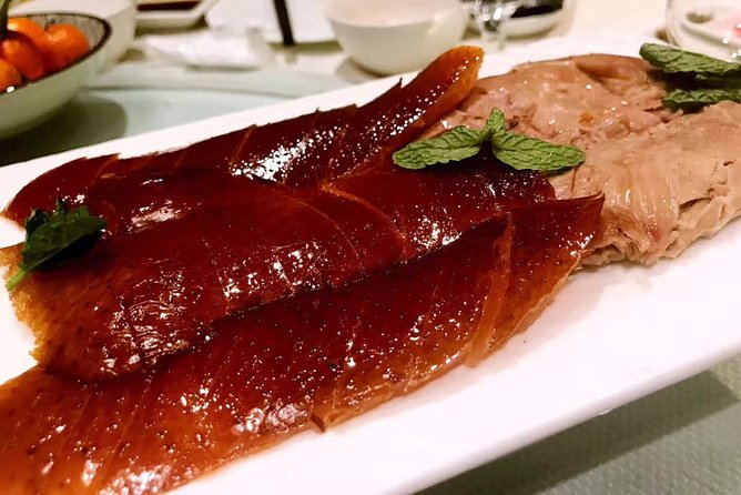 Beijing Evening Tour: Chaoyang Acrobatic Show with Peking Duck Dinner - A 4-Hour Evening Plan That Works for First-Timers