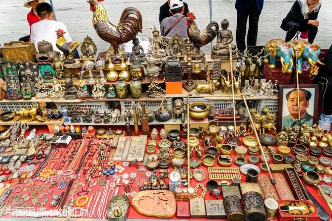 Beijing Exclusive Private Shopping Tour: Curated Just for You - Stop 5: Xi Dan Shopping Mall Area and Nanluoguxiang Alley
