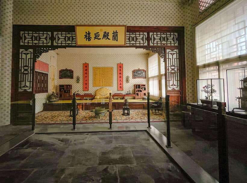Beijing: Forbidden City and Tian’anmen Square Waking Tour - Tian’anmen Square briefing in 30 minutes: don’t treat it like a snapshot stop