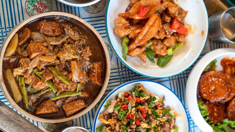 Beijing: Hidden Gems Guided Food Tour with Beer and Tastings - Beijing Noodles Inside a Courtyard Hole-in-the-Wall