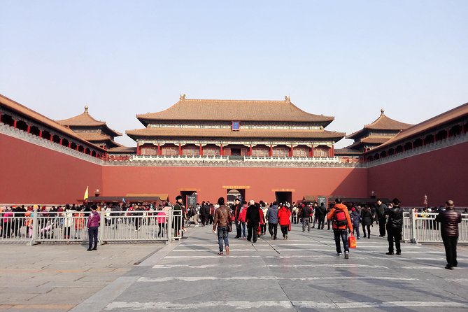 Beijing Highlights Tour: Tian'anmen Square, Forbidden City, Mutianyu Great Wall - Traditional Lunch Before the Great Wall: Fuel, Not Just Food