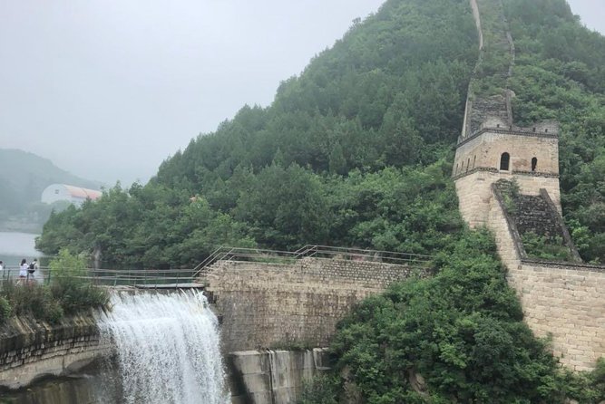 Beijing: Huanghuacheng Lakeside Great Wall Private Tour - Why Huanghuacheng’s Water Great Wall feels different