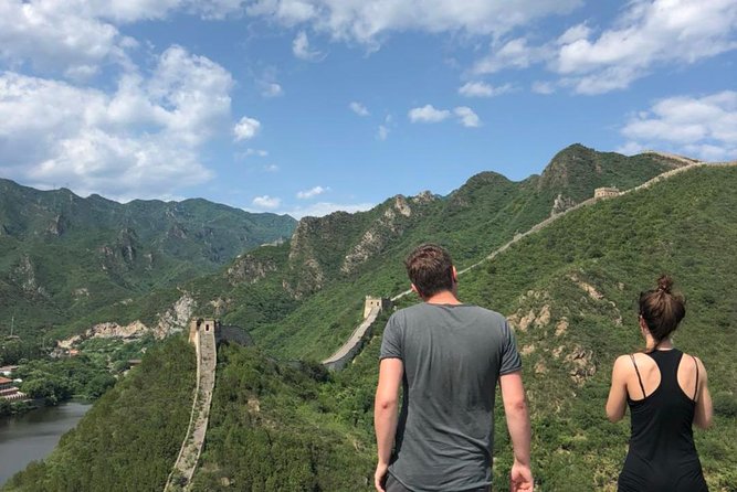 Beijing: Huanghuacheng Lakeside Great Wall Private Tour - What the day feels like, end to end