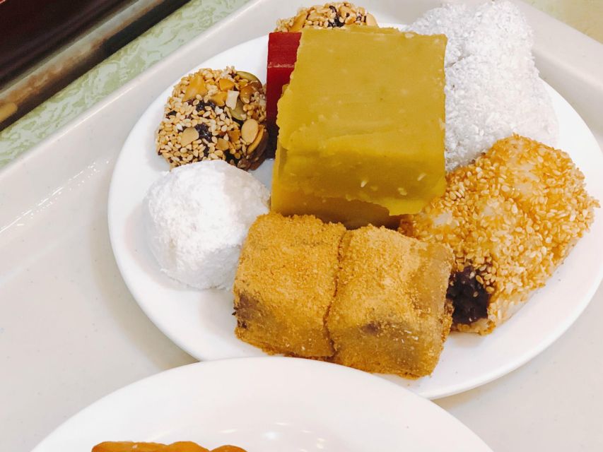 Beijing: Hutong Culinary Walking Tour with 15+ Tastings - Why Hutong Stories and Eating Etiquette Make This Tour Feel Local