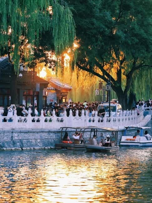 Beijing Hutong Dinner and Beer Walking Private Tour - The Brewery Stop and Craft Beer in Historic Alleys