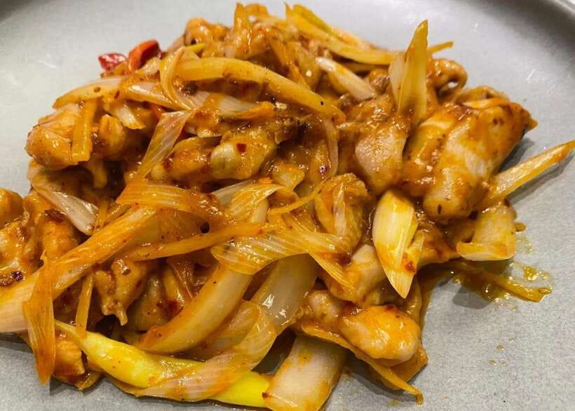 Beijing Hutong Dinner and Beer Walking Private Tour - What Lan Teaches You: Hutong Stories, Artistic Legacies, and City Meaning