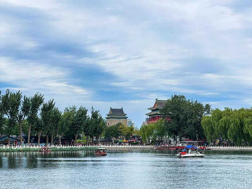 Beijing: Hutongs & Drum Tower City Walking Tour - Shichahai meetup, then a Taoist pause near Jing-hang Canal and Wanning Bridge