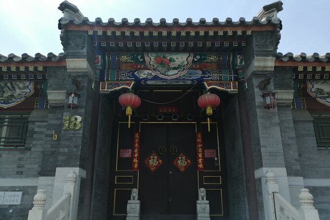Beijing Hutongs Walking Tour - Mao’er Hutong stories: more than lanes, actual character history