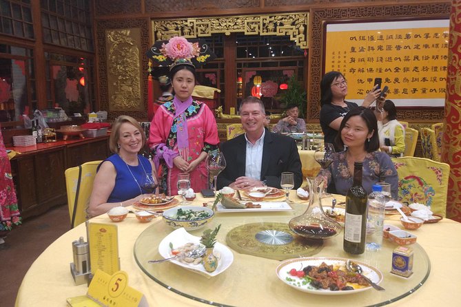 Beijing Imperial Dining Experience at Bai Jia Da Yuan Restaurant with Houhai Lake Bar Tour - From 5:30 pm pickup to a palace restaurant, without the hassle
