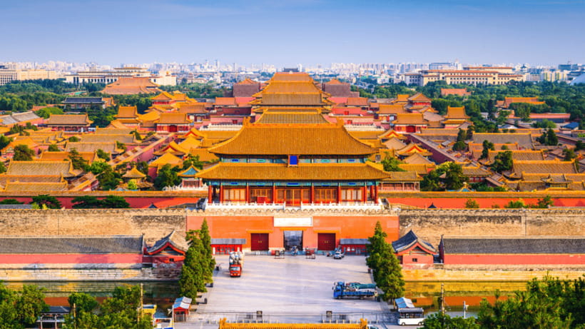 Beijing: Jingshan Park Entry Ticket- Views of Forbidden City - Should you book Jingshan Park entry tickets with the English guide?
