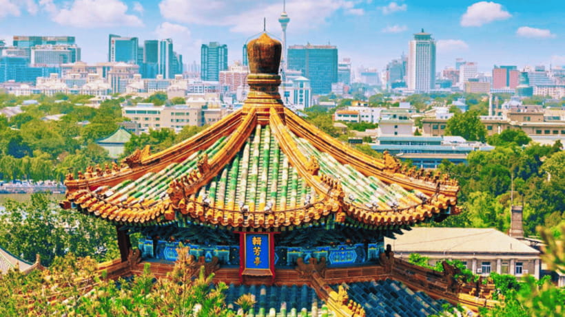 Beijing: JingShan park (palace museum garden) entry ticket - Exploring the imperial garden details: flowers, trees, and exhibit time