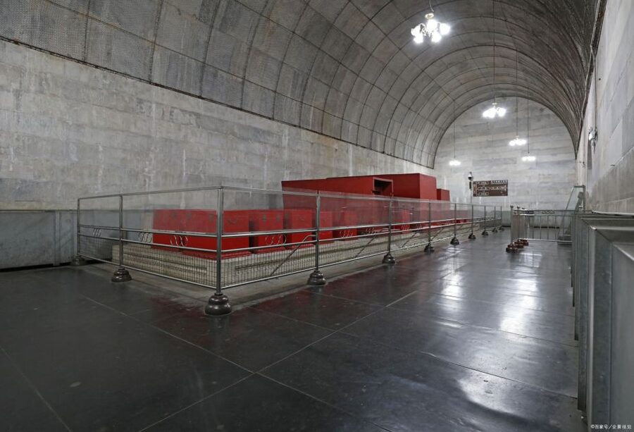 Beijing: Longqing Gorge, Ming Tombs & Lunch Private Day Tour - Ming Tombs at Dingling: the underground palace is the payoff