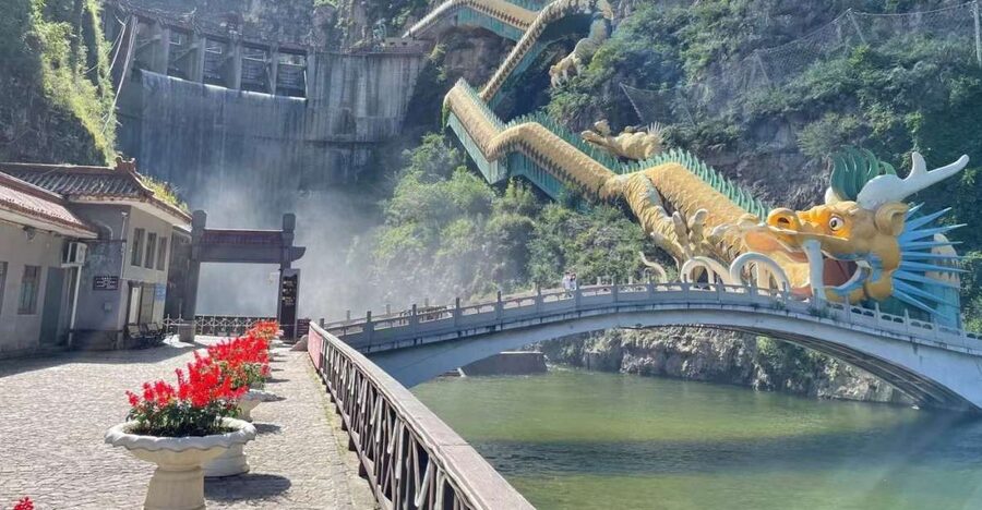 Beijing: Longqing Gorge w/Great Wall or Guyaju Private Tour - Key highlights at a glance