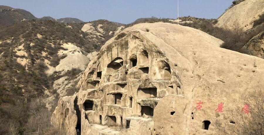 Beijing: Longqing Gorge w/Great Wall or Guyaju Private Tour - Longqing Gorge essentials: dragon escalator, lake cruise, and temple islands