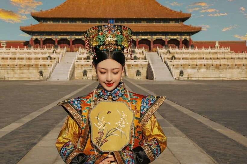 Beijing: Must-Try Chinese Ancient Costume Rental& Photoshoot - Arriving at Jinyu Hutong, Then Getting Transformed Fast