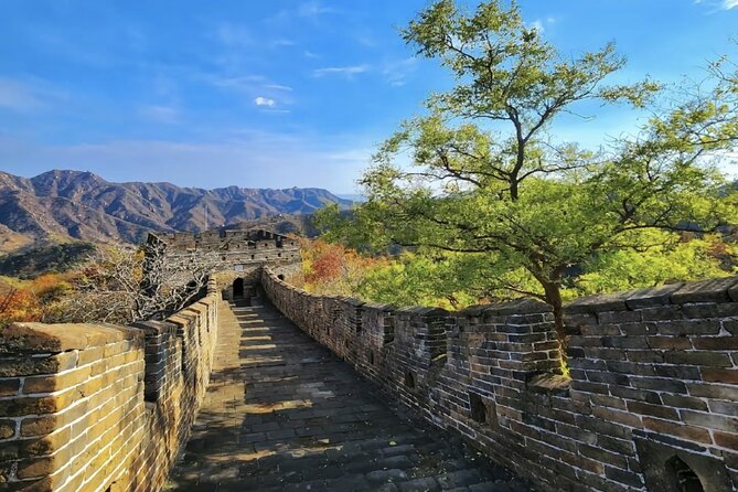 Beijing Mutianyu Great Wall All Inclusive Private & layover Tour - Cable car up and toboggan down, plus the chairlift option