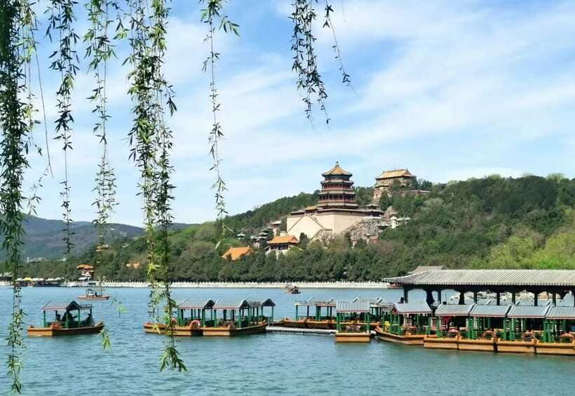 Beijing: Mutianyu Great Wall and Summer Palace Private Tour - The real value is your guide: stories, timing, and calm problem-solving