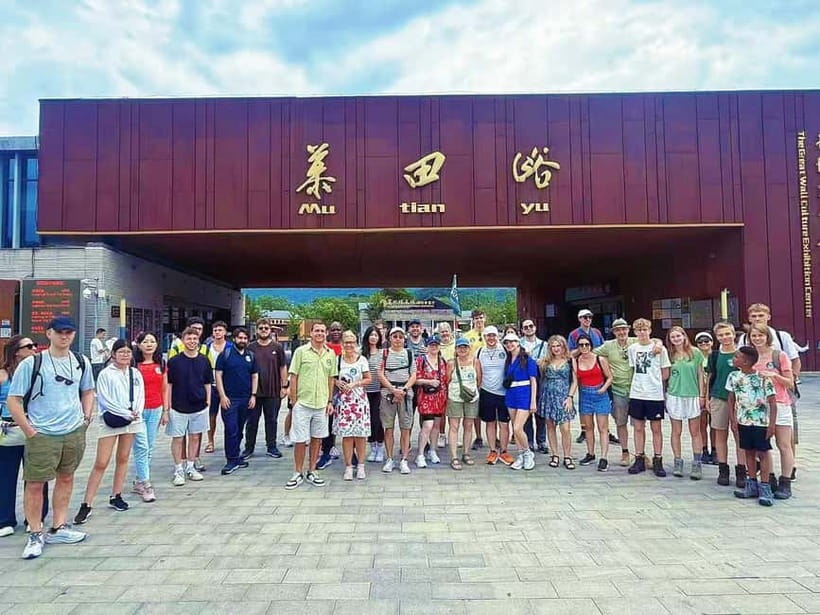 Beijing:Mutianyu Great Wall Bus Day Trips (Optional Add-ons) - Mutianyu Great Wall: the 4 to 5 hour walking window