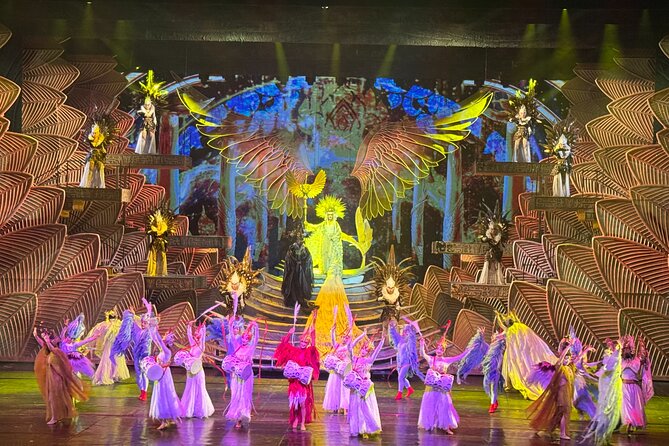 Beijing Night Golden Mask Dynasty Show Ticket with Guide and Pickup - The Real Flood and 500 Costume Sets: What You Will Actually Notice