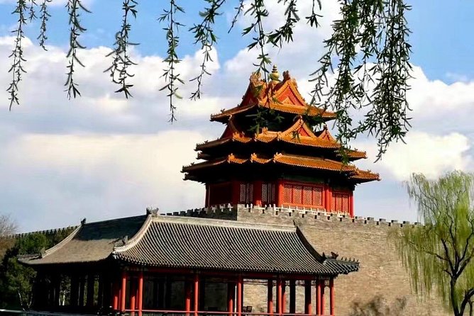 Beijing Private Layover Tour to Mutianyu Great Wall and Forbidden City - Mutianyu Great Wall: chairlift choices and the towers walk