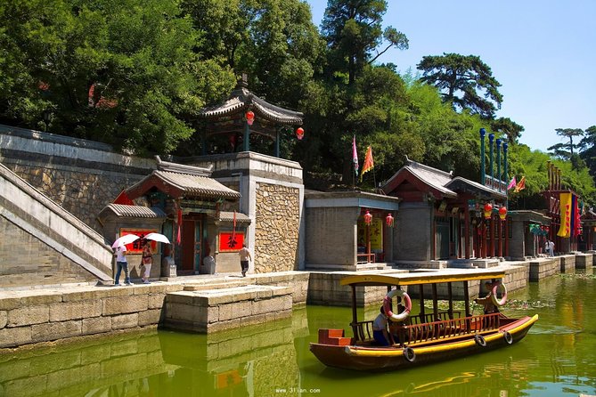 Beijing Private (less walking) 2-Day Tour with All Attractions - Bell and Drum Towers plus Temple of Heaven: Beijing beyond the big two