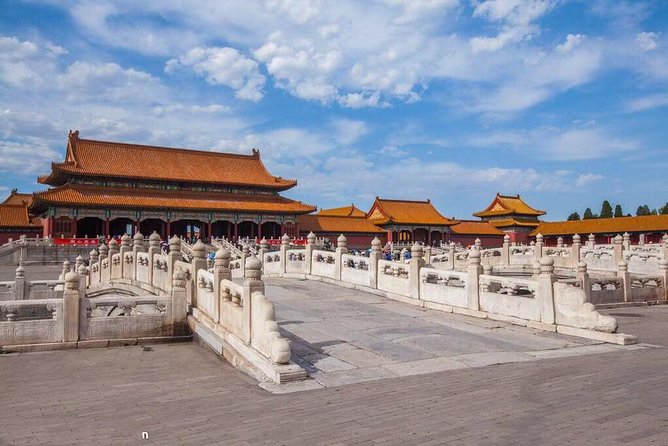 Beijing Private Tour: Mutianyu Great Wall and Forbidden City - English driver vs. English-speaking guide: choosing the right style