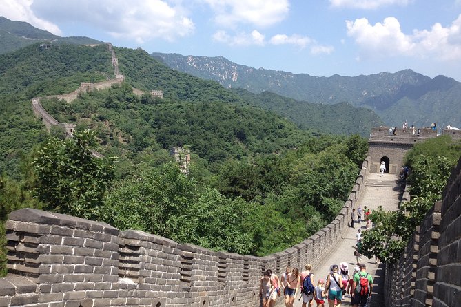 Beijing Private Transfer to Jinshanling or Simatai Great Wall - Communication and comfort details that make a difference