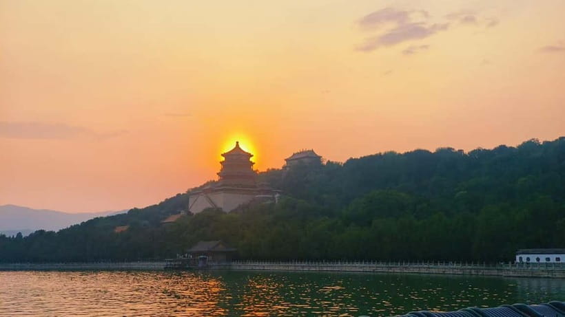 Beijing: Summer Palace Highlight Walking Tour - North Gate to Suzhou Street: Start with the Water-Town Vibe