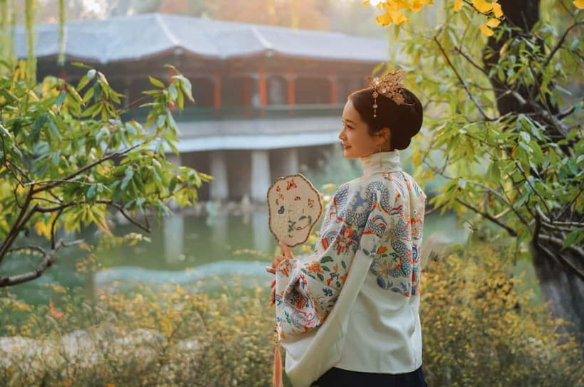 Beijing Traditional Hanfu Experience & Photoshoot for Groups - The guided stops around Donghuamen and a “secret stop”