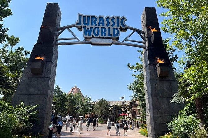 Beijing Universal Studios One Day Pass - Crowds and Weekday Strategy: When the Same Ticket Feels Different
