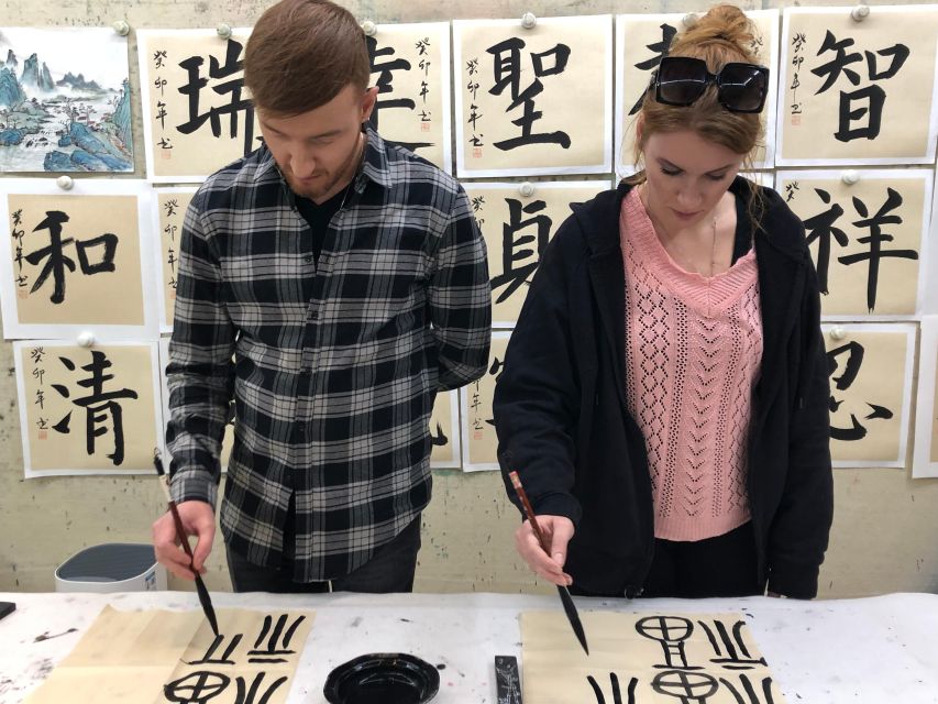 Beijing Wangfujing Calligraphy Class Nearby Forbidden City - Who should book this Hutong calligraphy class