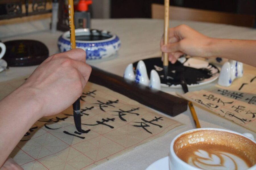 Beijing Wangfujing Calligraphy Class Nearby Forbidden City - Finding Sun World Dynasty Hotel Lobby, then heading to the studio
