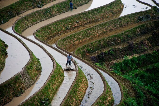 Best of Guilin Li River Xianggong Hill and Yulong River - Xianggong Hill: the viewpoint that explains Guilin