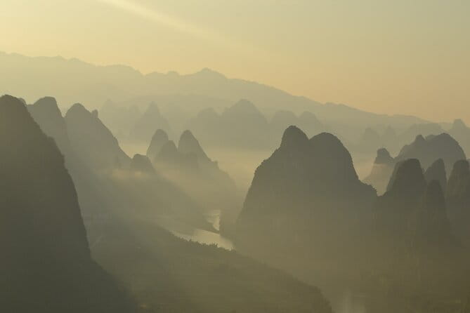 Best of Guilin Li River Xianggong Hill and Yulong River - Starting at 9:00 am: pickup that saves real vacation time