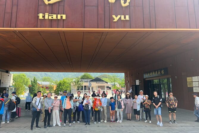 BusDa-Mutianyu Great Wall & Summer Palace Full-Day Group Tour - Key Points to Know Before You Go