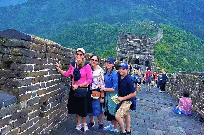 BusDa-Private Mutianyu Great Wall Trip with English Guide - Optional Cable Car or Toboggan: How to Choose Without Regret