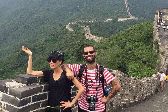 Capital Airport Layover to Mutianyu Great Wall with English Speaking Driver - The English-speaking driver advantage (and why it shows up in reviews)