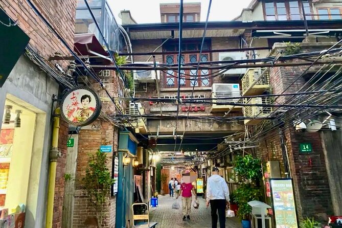 Charming Shanghai French Concession Mini-group Walking Tour - Tianzifang: finishing in artsy alleys and boutiques