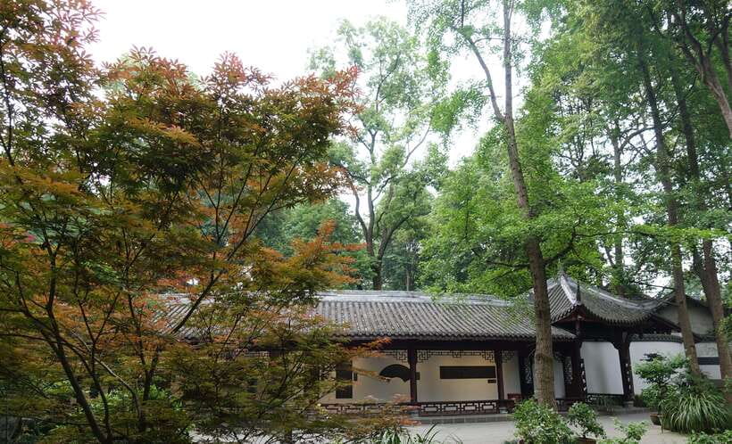Chengdu: Du Fu Thatched Cottage Museum Ticket for Adult - The reconstructed Thatched Hut and Du Fu’s Chengdu rhythm