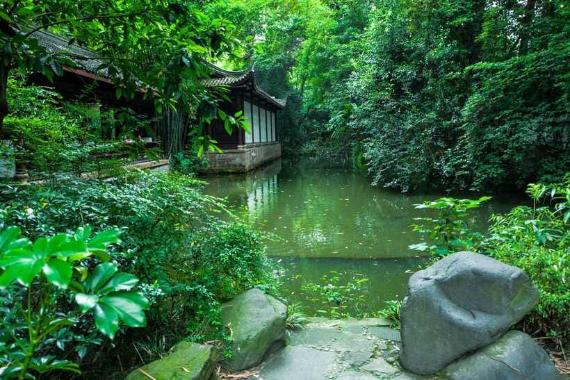 Chengdu: Du Fu Thatched Cottage Museum Ticket for Adult - Who should book this Du Fu Thatched Cottage ticket