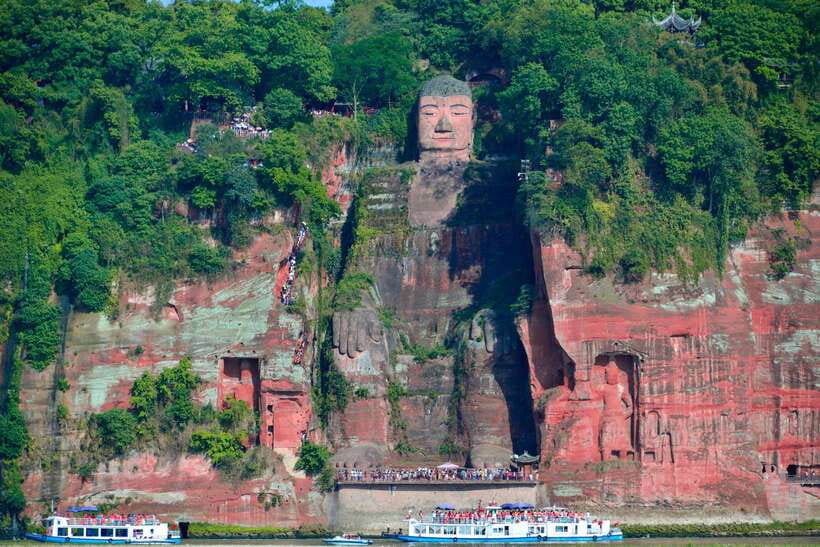Chengdu: Leshan Buddha Optional Tours w/ Transfer or Guide - Private Transfer and Hotel Pickup, or DIY by Train