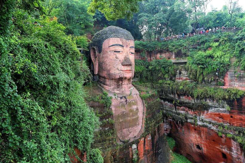 Chengdu: Leshan Grand Buddha Full-Day Private Trip - Private tour flow: pickup in Chengdu, guide support, and no shopping traps