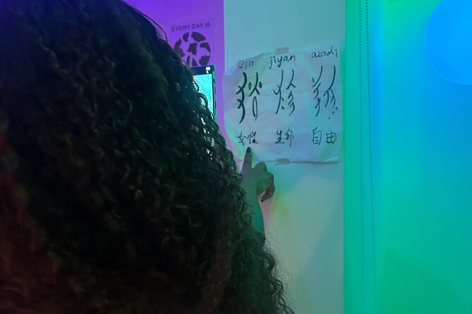 Chengdu Nightlife Experience with a Local: Bars, Clubs & Culture - Divination bar fun, and a cocktail chosen by lottery