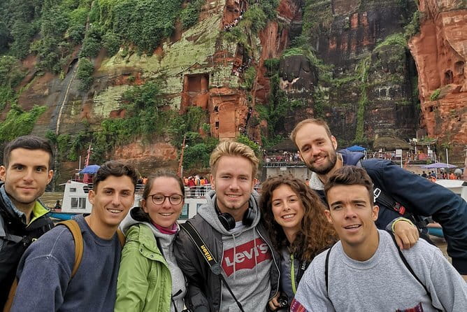 Chengdu Private Day Tour to Emei Mountain with Lunch and Cable Car Ride - Emei mountain time plus a guided route you can trust