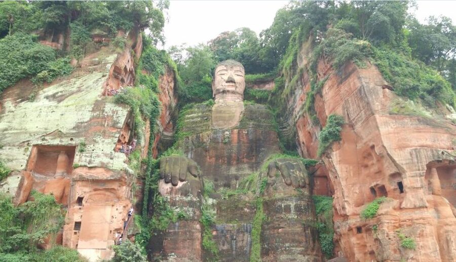 Chengdu Private Tour of Leshan Buddha and Panda Base - Quick Take: Panda Base and Leshan Buddha Highlights