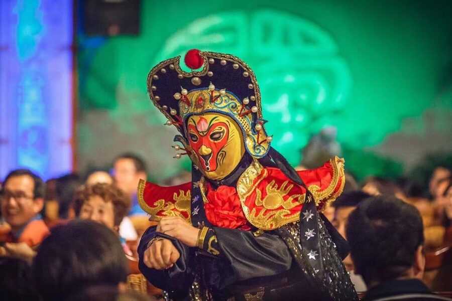 Chengdu: Sichuan Opera Shu Feng Yan Yun Evening Show Ticket - Shu Feng Ya Yun Teahouse and Why the Setting Matters