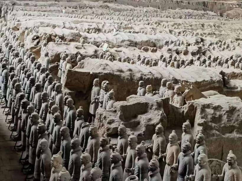 Chengdu: Xi'an Terracotta Warriors Day Trip by Bullet Train - Hotel pickup, private transport, and the info you must provide