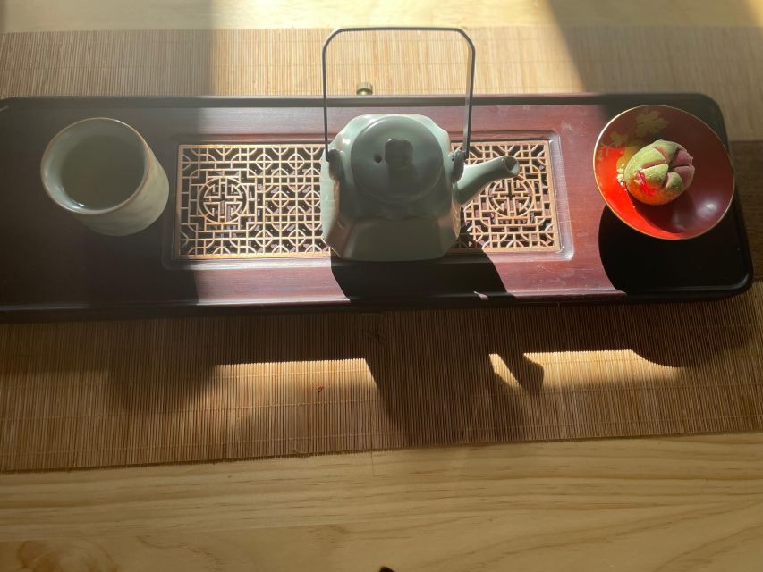 Chinese Tea ceremony in Beijing Hutong courtyard - Quick highlights to set your expectations
